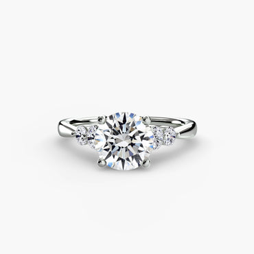 Solitaire Ring with Shoulder Accents 0.50ct–3.00ct and 0.23ct Side Stones in Classic Wedding Style | Imperial Time