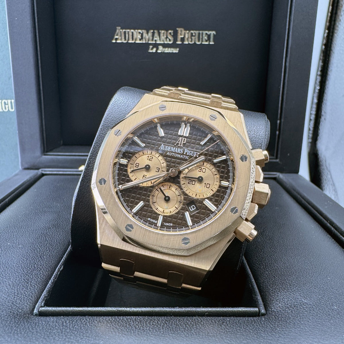 nan audemars piguet royal oak chronograph 26331or oo d821cr 01 - product image from Imperial Time UK Ltd