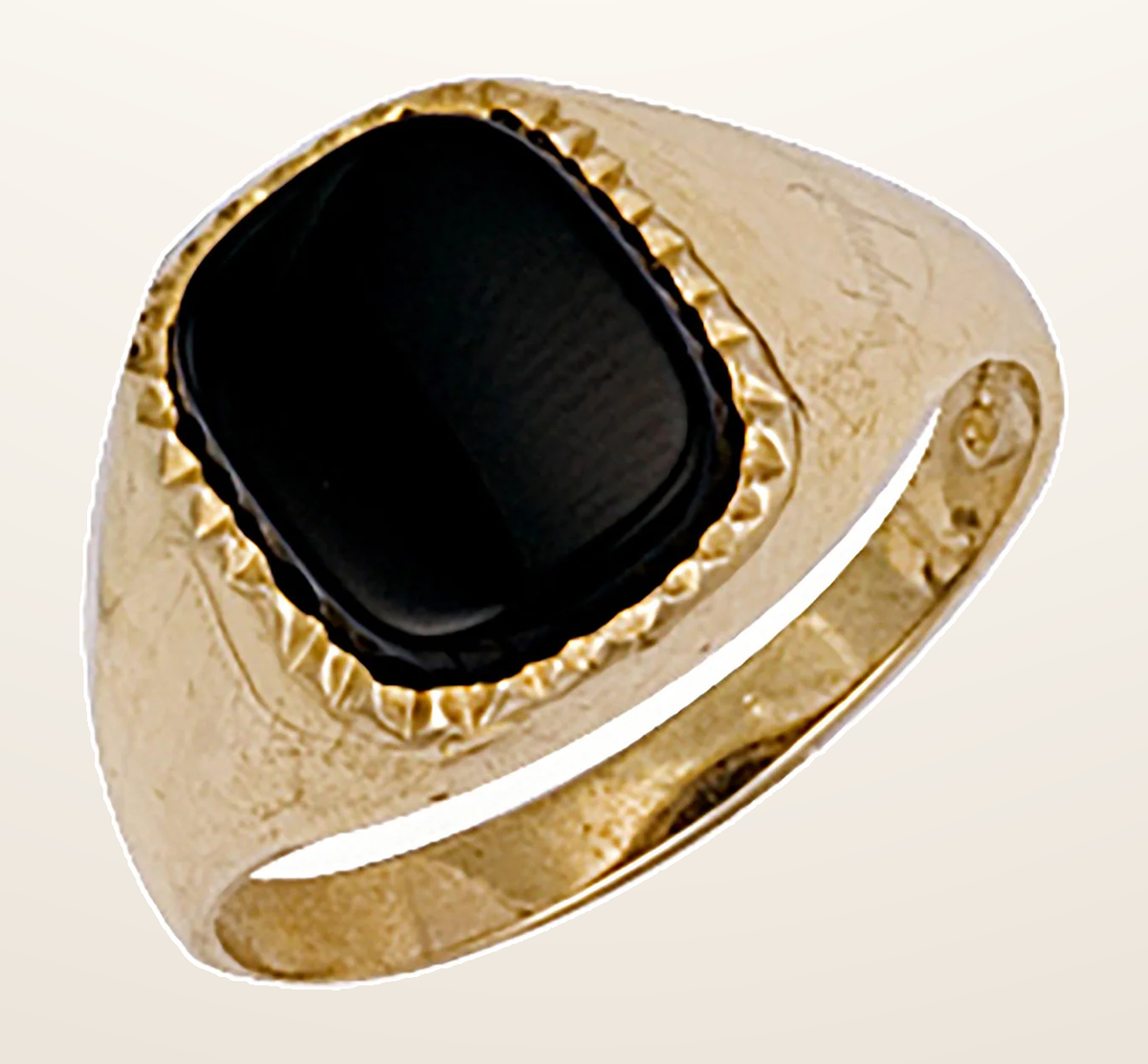 IT_ROLE:detail_crop | Yellow Gold Plain Cushion Black Stone Ring