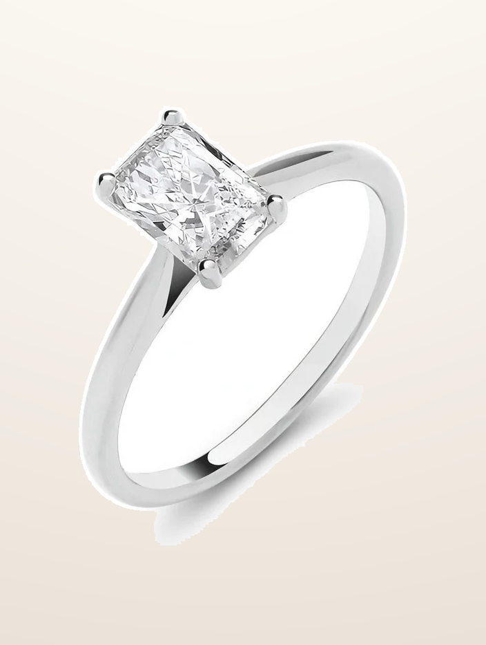 IT_ROLE:presentation_crop | 18ct White Gold 1.00ctw Radiant LAB GROWN Diamond Ring IGI Certified