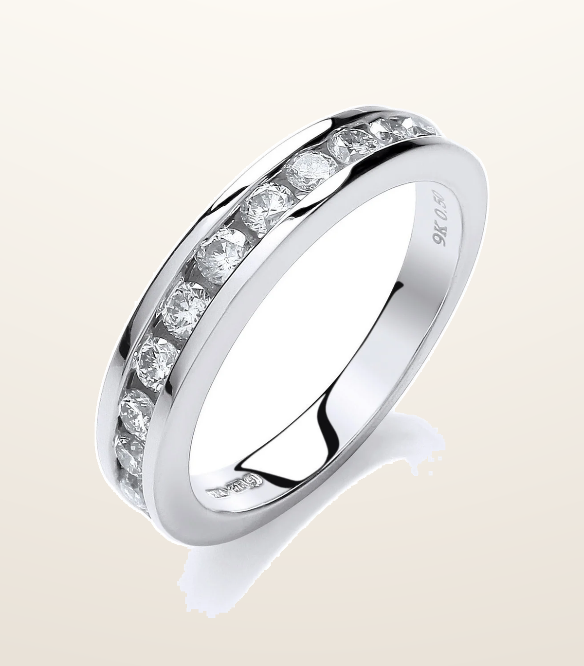 IT_ROLE:presentation_crop | 9ct White Gold 0.50ct Diamond Eternity Ring