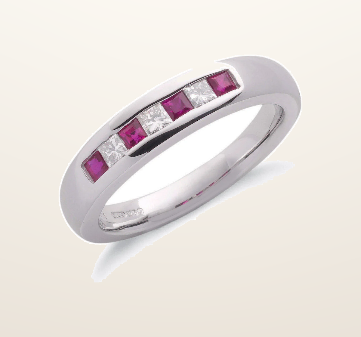 IT_ROLE:presentation_crop | 9ct White Gold Princess Cut 0.20ct Diamond & 0.35ct Ruby Eternity Ring