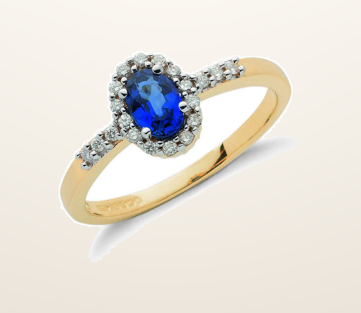 IT_ROLE:presentation_crop | 9ct Yellow Gold 0.16ct Diamond & 0.50ct Sapphire Cluster Ring