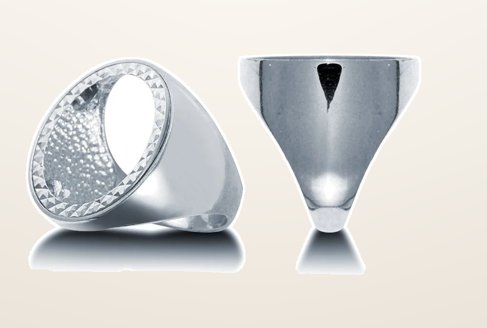 IT_ROLE:presentation_crop | 925 Silver Full Sovereign Ring