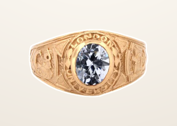 IT_ROLE:presentation_crop | 9ct Yellow Gold Cubic Zirconia Stone College Ring