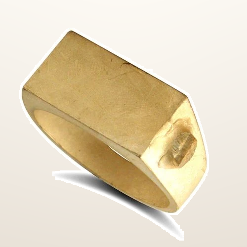 IT_ROLE:studio_clean | 9ct Yellow Gold Initial Blank Ring