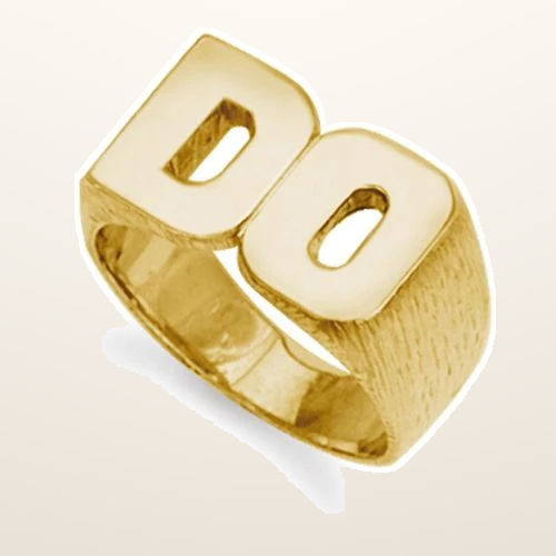 IT_ROLE:studio_clean | 9ct Yellow Gold Initial Blank Ring