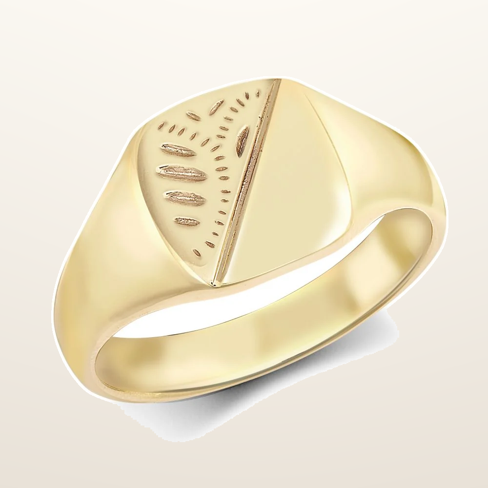 IT_ROLE:studio_clean | 9ct Yellow Gold Signet Ring
