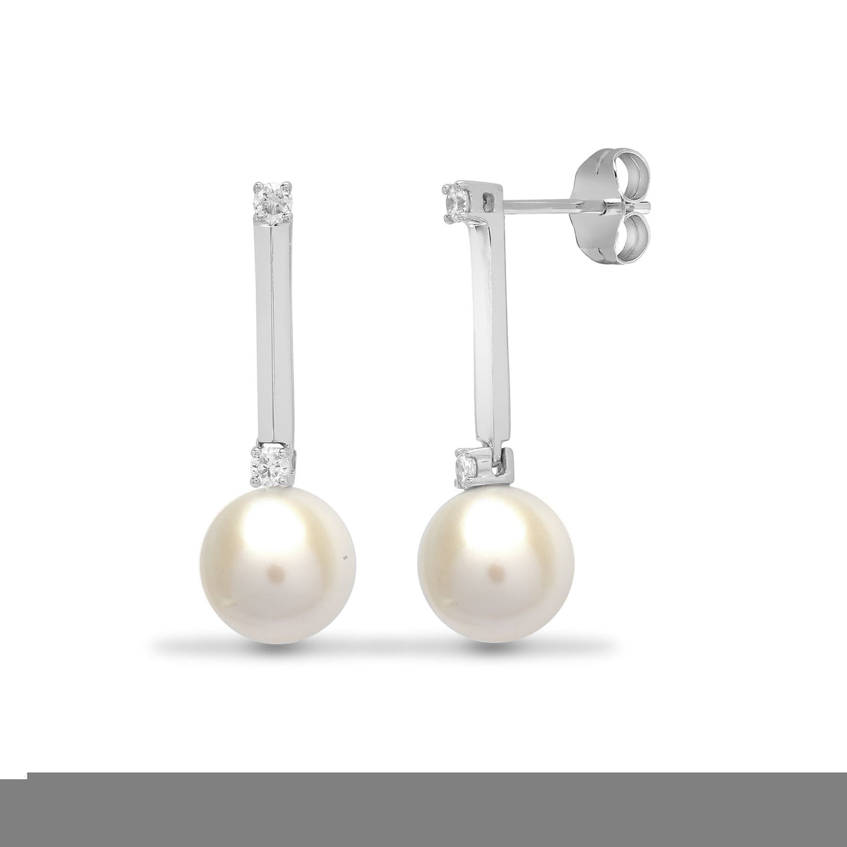 18ct White Gold 15pt Natural Diamond Pearl Earrings (18E279) – product view