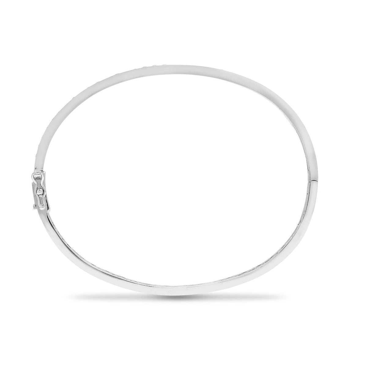 18ct White Gold Natural Diamond Bangle (18BG010) – detail view