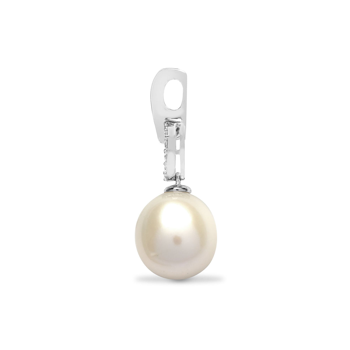 18ct White Gold Natural Diamond And Pearl Pendant (18P149) – alternate view