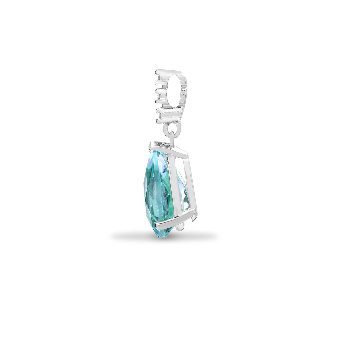 18ct White Gold Natural Diamond And Blue Topaz Pendant (18P184) – detail view