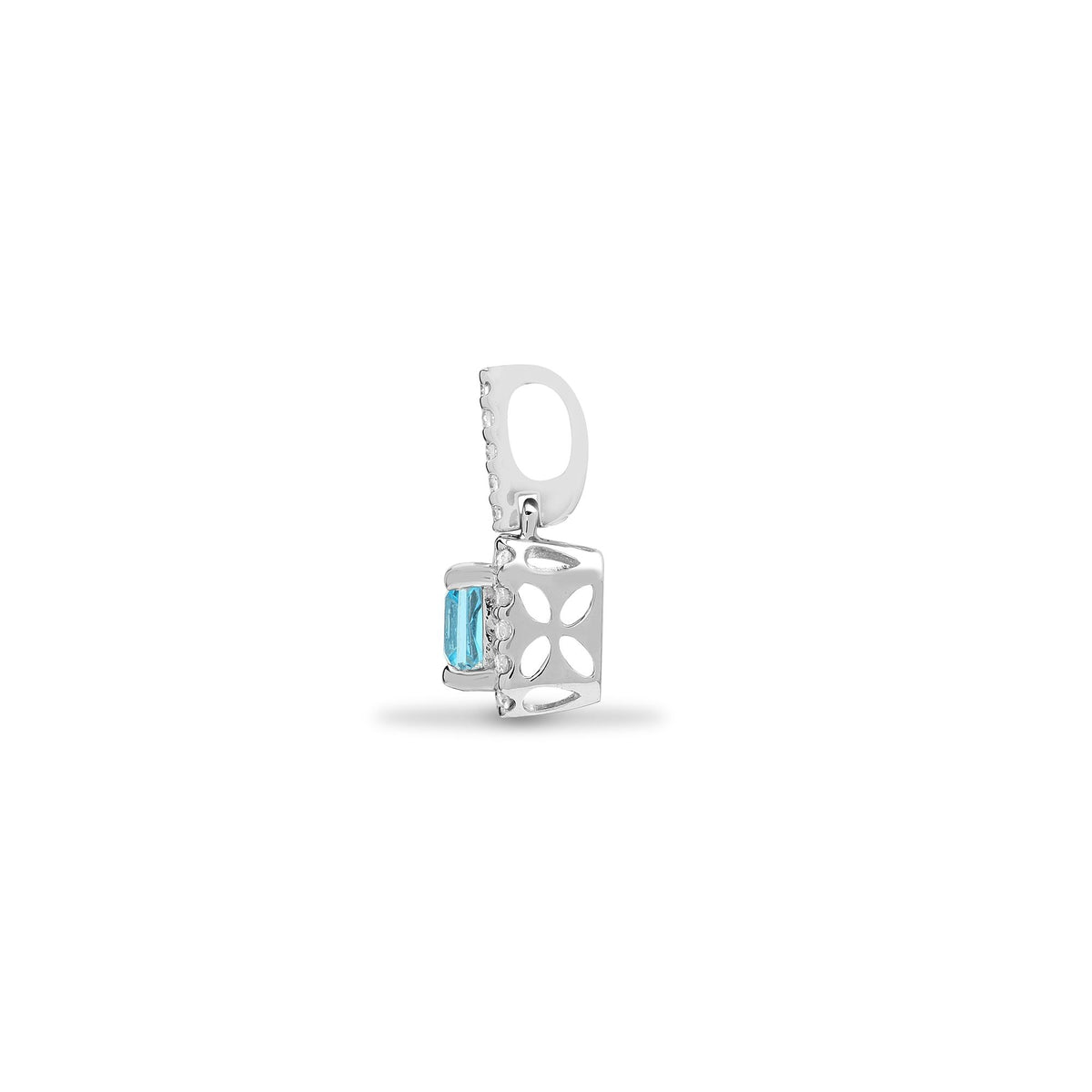 18ct White Gold Natural Diamond And Blue Topaz Pendant (18P212) – detail view
