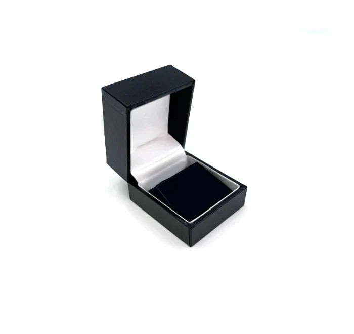 Luxury watch and jewellery accessories available from Imperial Time