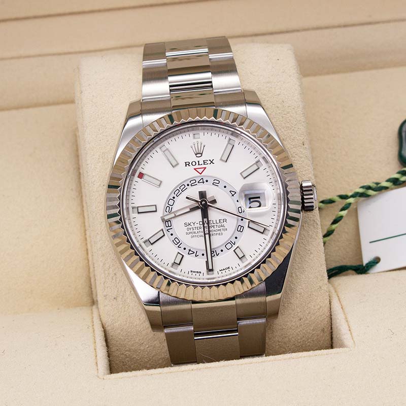 Rolex Skydweller White 326934 Oyster Bracelet White Dial Stainless Steel 2021 Immaculate Condition Fluted Bezel 42 Mm Mechanical - product image from Imp...