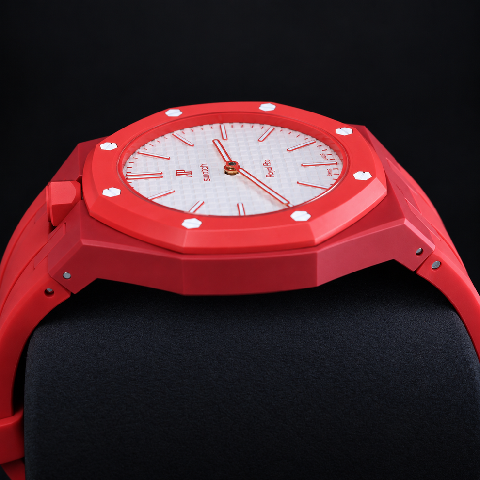 Swatch Royal Pop Otto Rosso Bioceramic pocket watch, side profile showing case thickness