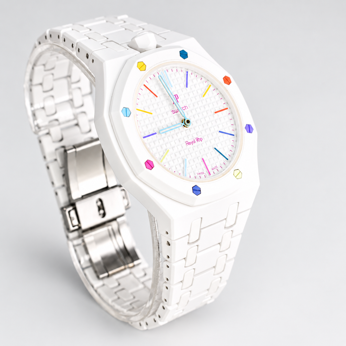 Swatch x Audemars Piguet Royal Pop HUIT BLANC Uhr mit Bioceramic-Armband und -Gehäuse SSX03W100N – Neu, ungetragen