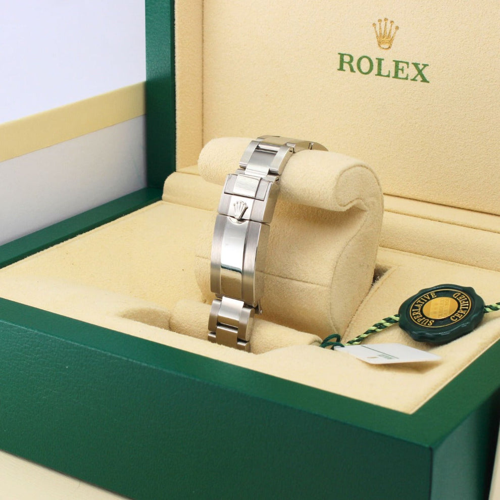 Rolex Yacht-master 37 268622 Oyster Bracelet Silver Dial Stainless Steel 2021 Unworn Condition 24-hour 37 Mm Mechanical Watch - product image from ...