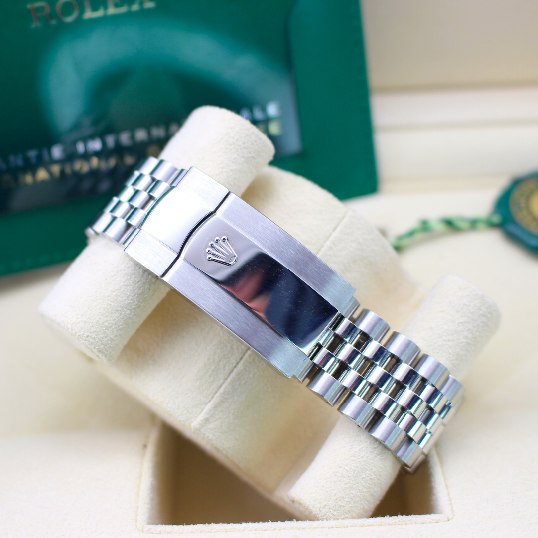 Rolex Sky-Dweller 326934 Blue Dial Jubilee Bracelet 2023 New Card