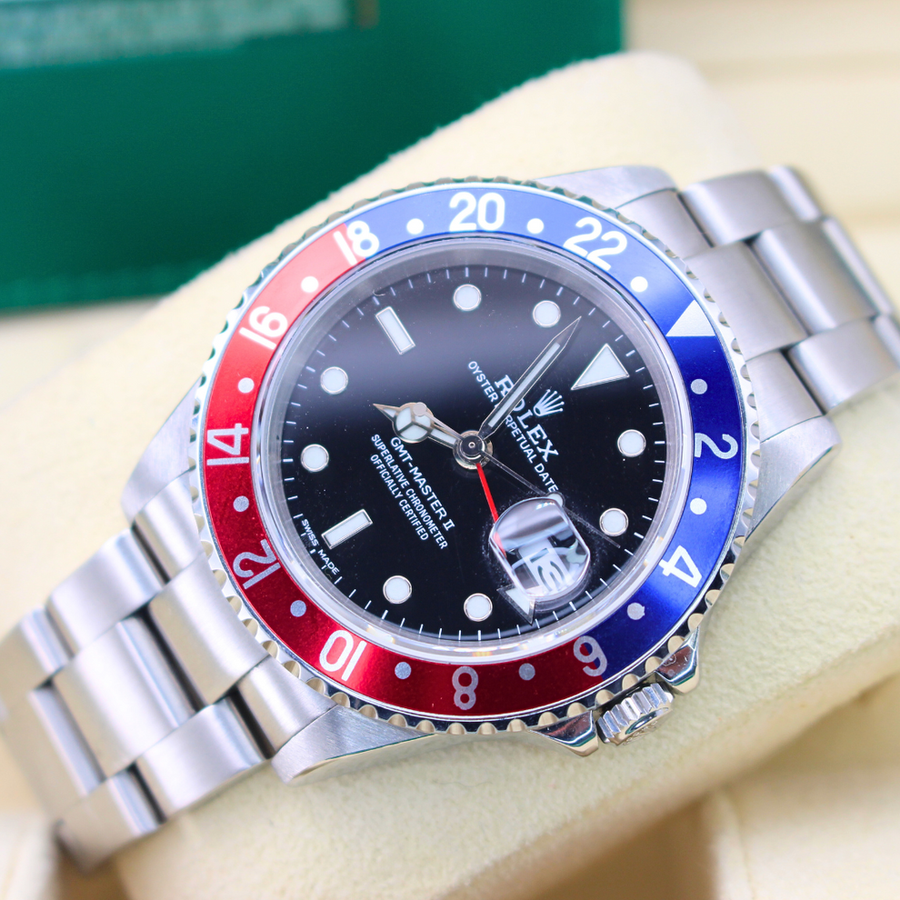 Rolex Gmt-master II 16710 Pepsi Oyster Bracelet Black Dial Stainless Steel 2008 Immaculate Condition Gmt/dual Time 40 Mm - product image from Imper...