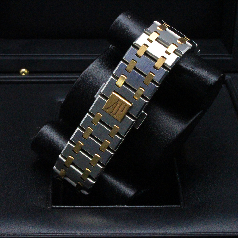 nan audemars piguet royal oak selfwinding 15400sr oo 1220or 01 2016 - product image from Imperial Time UK Ltd