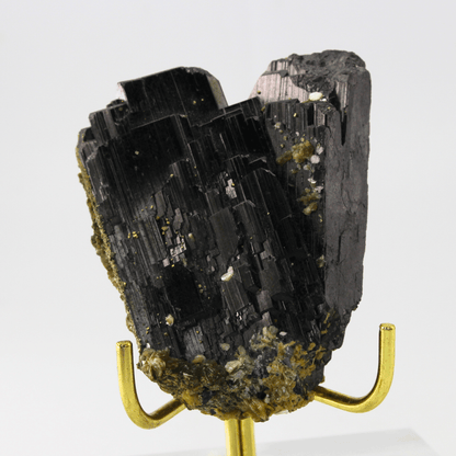Boulangerit Calcit Natürlich Terminiert Jugoslawien 328 Natürliches Mineralienexponat Feines Sammlerstück Vitrinenobjekt Geologisches Interesse