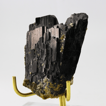 Boulangerit Calcit Natürlich Terminiert Jugoslawien 328 Natürliches Mineralienexponat Feines Sammlerstück Vitrinenobjekt Geologisches Interesse