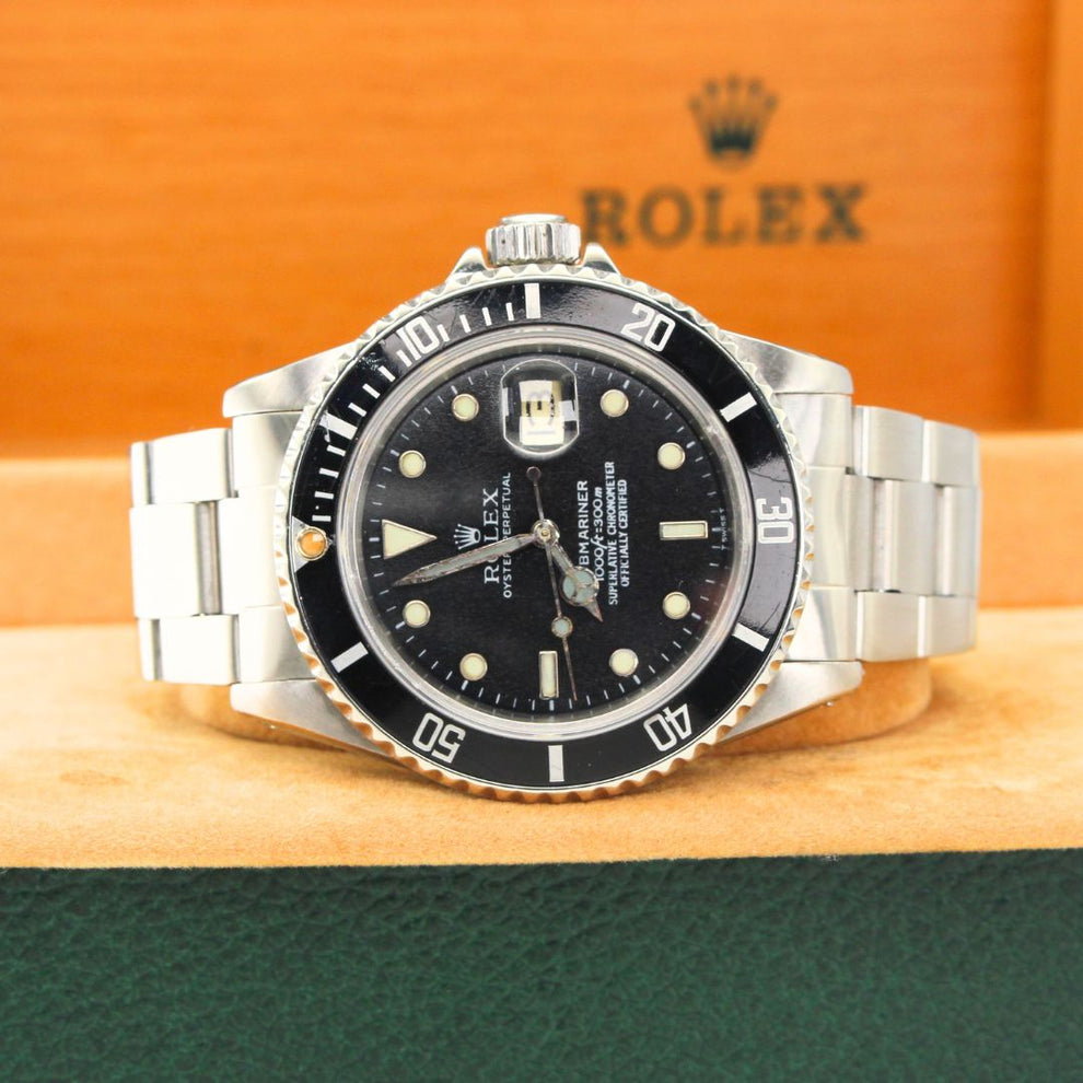 Rolex Submariner Date 16800 Oyster Bracelet Black Dial Stainless Steel 1979 Pristine Condition Bidirectional Rotating 40 Mm - product image from Im...