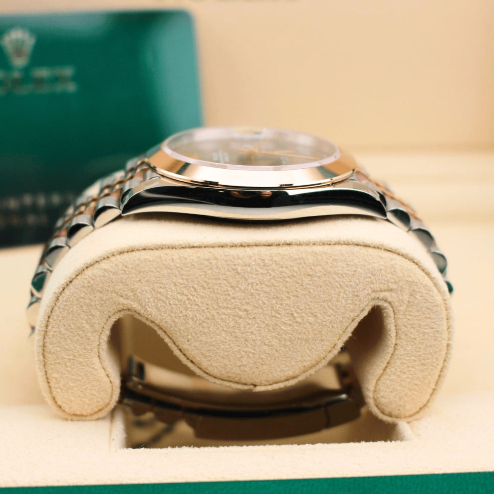 Rolex Datejust 41 126301 Wimbledon Oyster Bracelet Green Dial Rose Gold 2023 Unworn Condition Fluted Bezel 41 Mm Mechanical Watch - product image from Im...