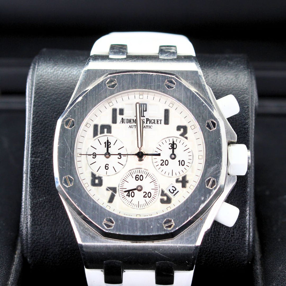 nan audemars piguet 26283st oo d010ca 01 royal oak offshore white dial rubber strap - product image from Imperial Time UK Ltd