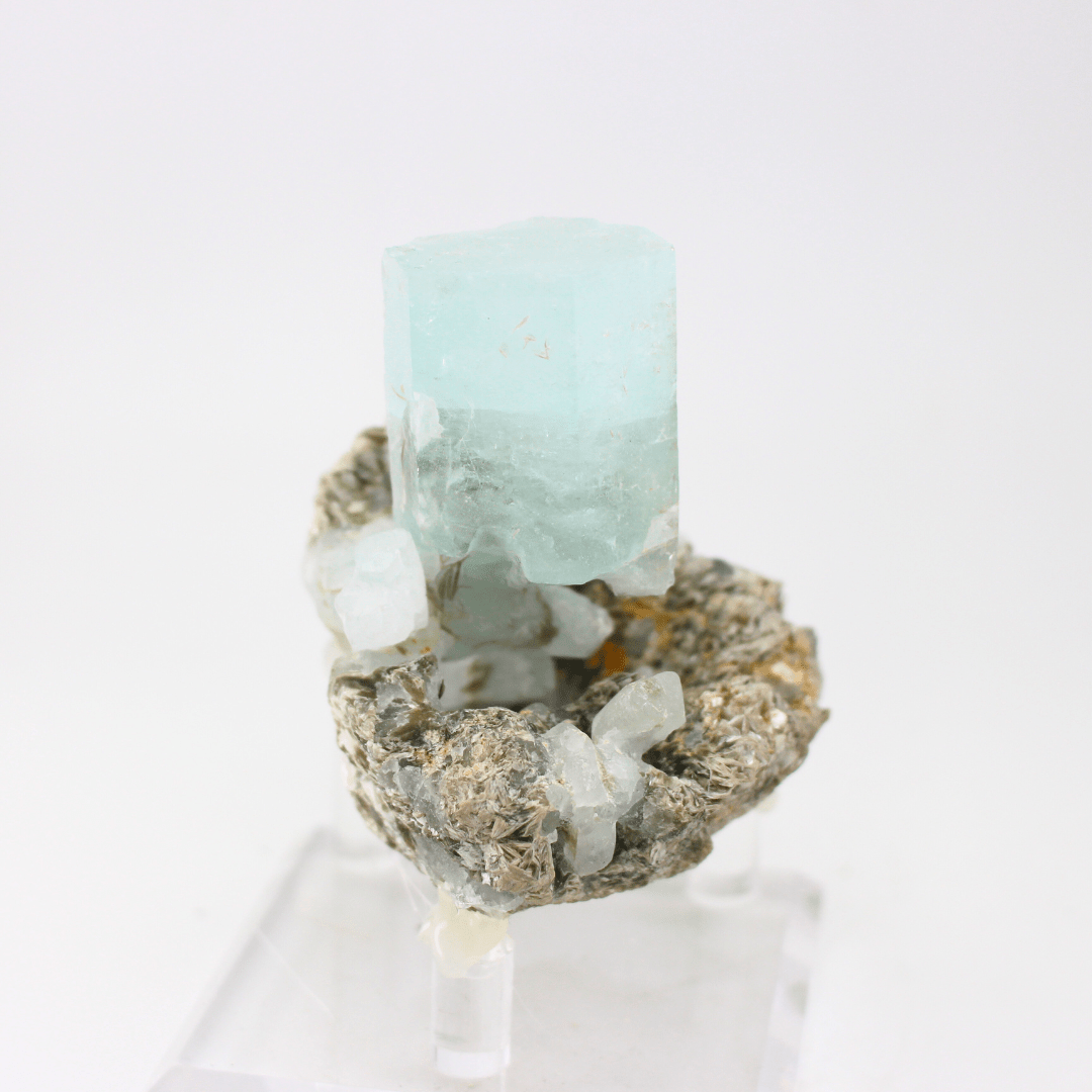 Aquamarine Naturally Terminated Himalayas 348g