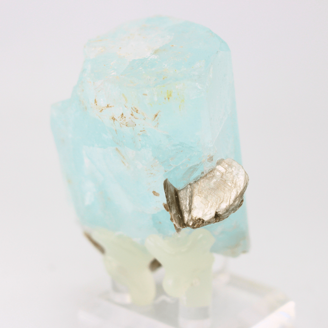 Aquamarine Naturally Terminated Himalayas 322 Natural Mineral Specimen Fine Collectable Cabinet Display Piece Geological Interest