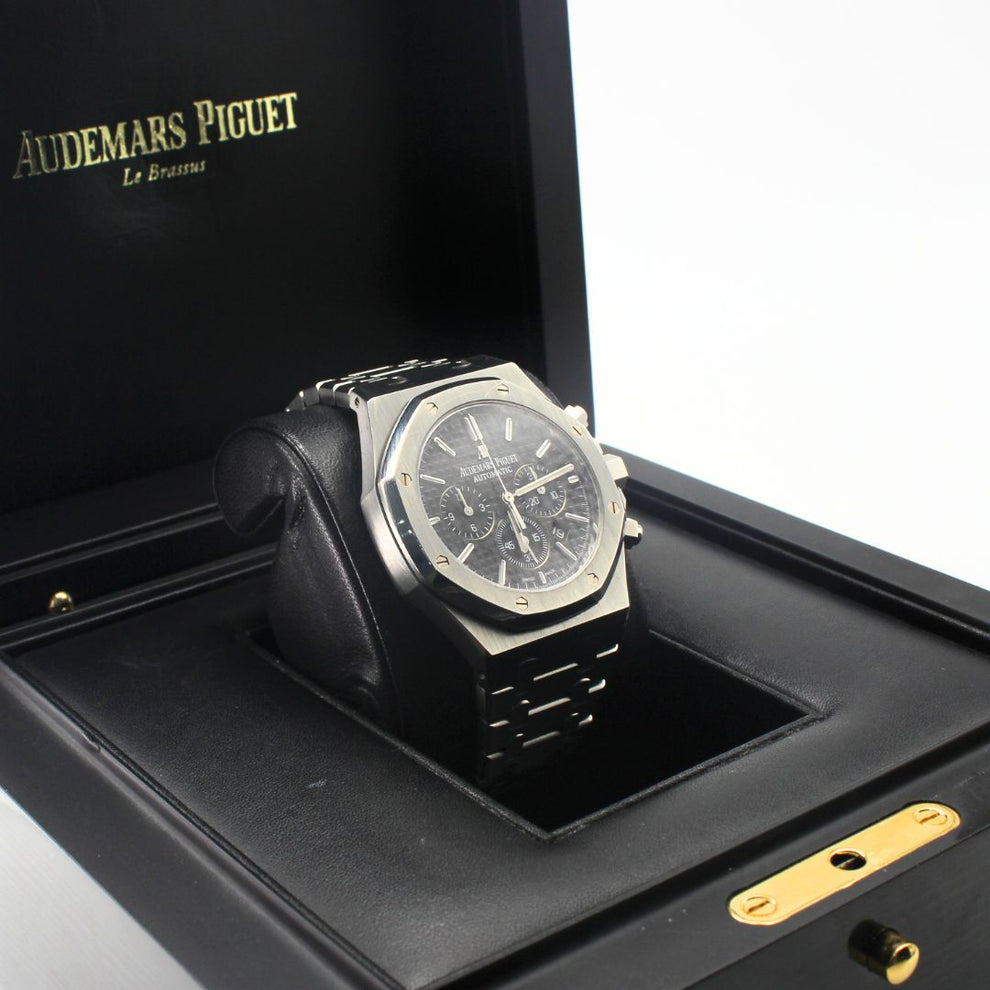 nan audemars piguet royal oak 26320st oo 1220st 01 black dial 2015 - product image from Imperial Time UK Ltd