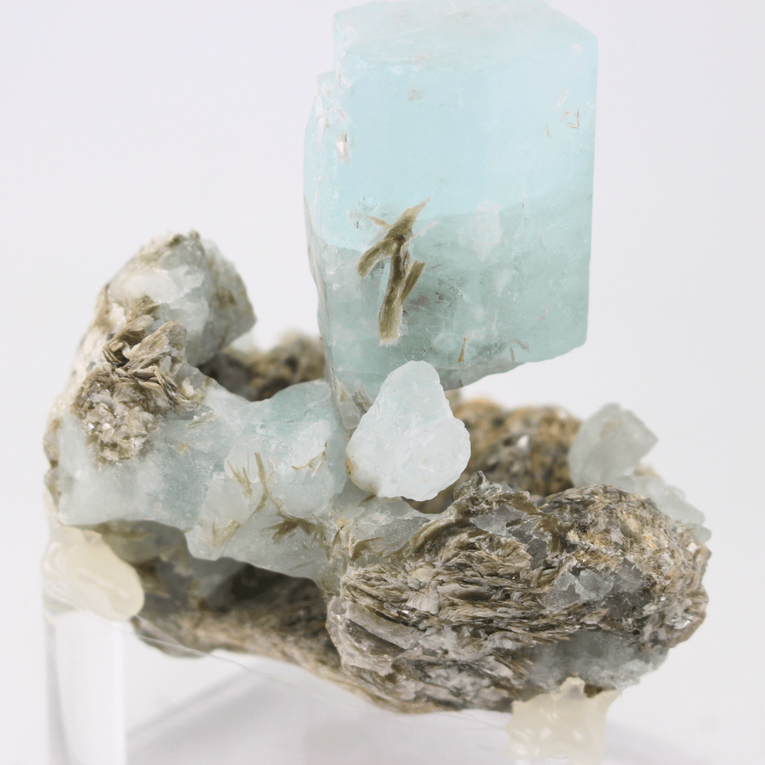 Aquamarine Naturally Terminated Himalayas 348g
