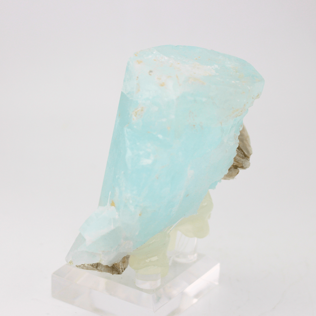 Aquamarine Naturally Terminated Himalayas 322g