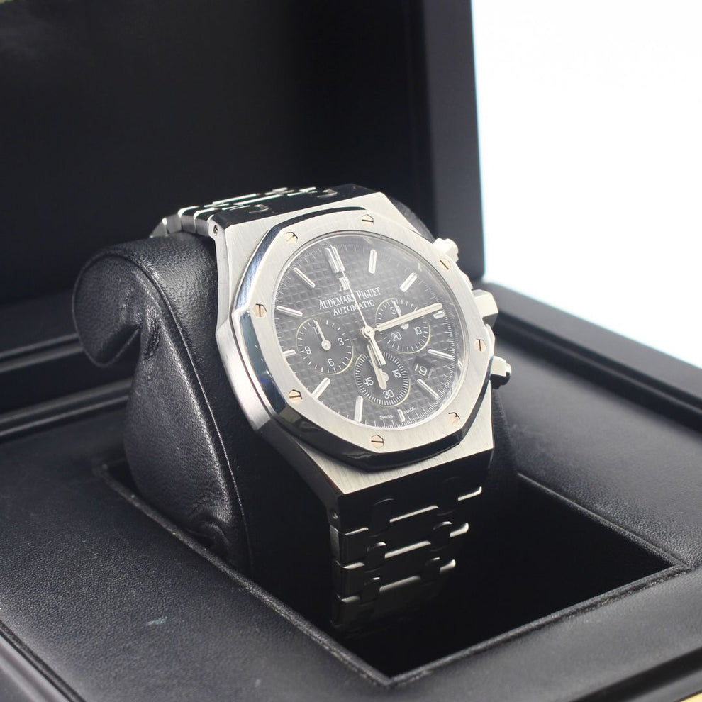 nan audemars piguet royal oak 26320st oo 1220st 01 black dial 2015 - product image from Imperial Time UK Ltd