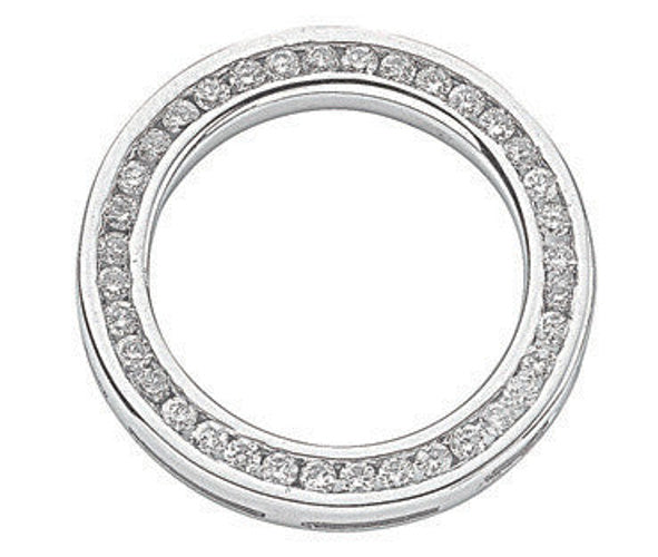 18ct White Gold 0.45ct Diamond Circle Pendant