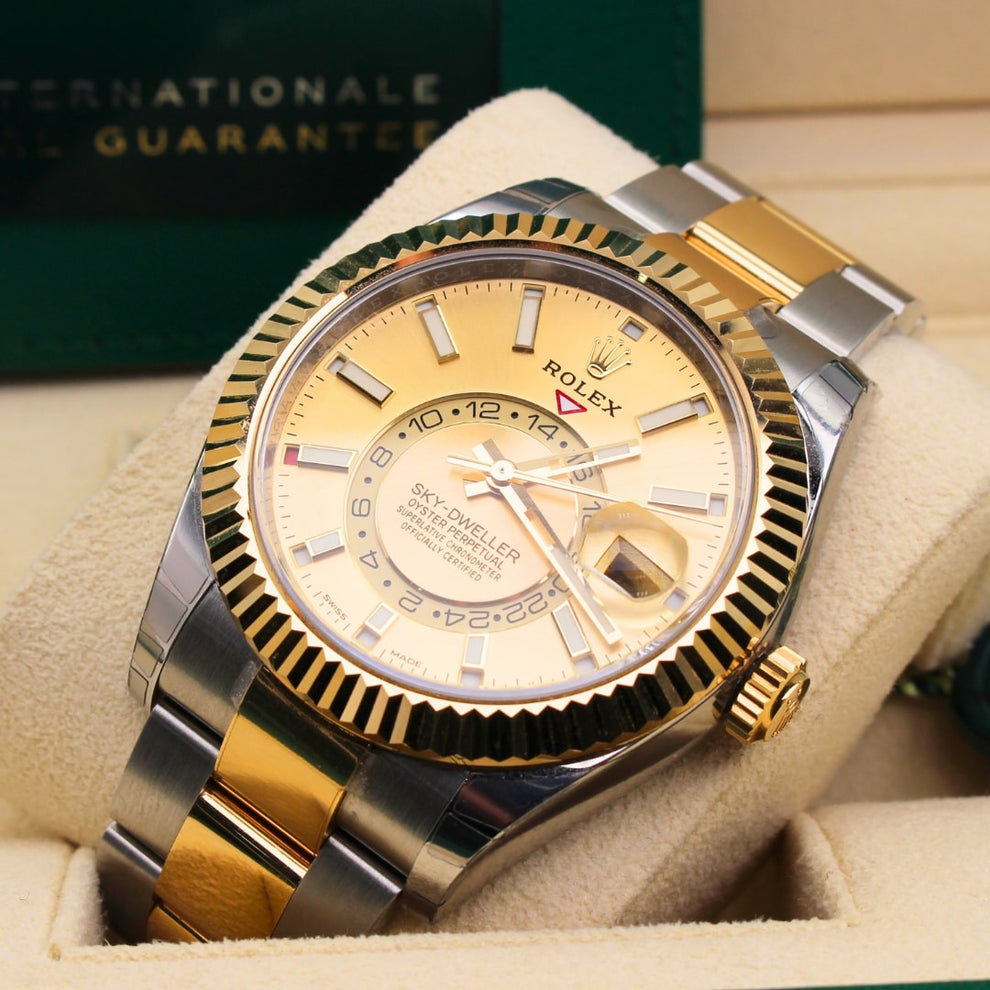Rolex Sky-dweller Champagne 326933 Oyster Bracelet Champagne Dial Yellow Gold 2022 Unworn Condition 24-hour 42 Mm Mechanical - product image from I...