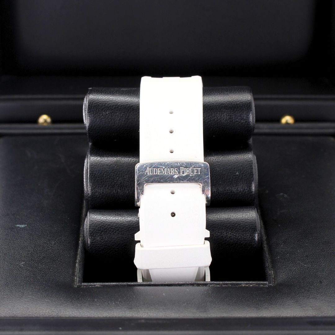 Audemars Piguet 26283ST.OO.D010CA.01 Royal Oak Offshore White Dial Rubber Strap