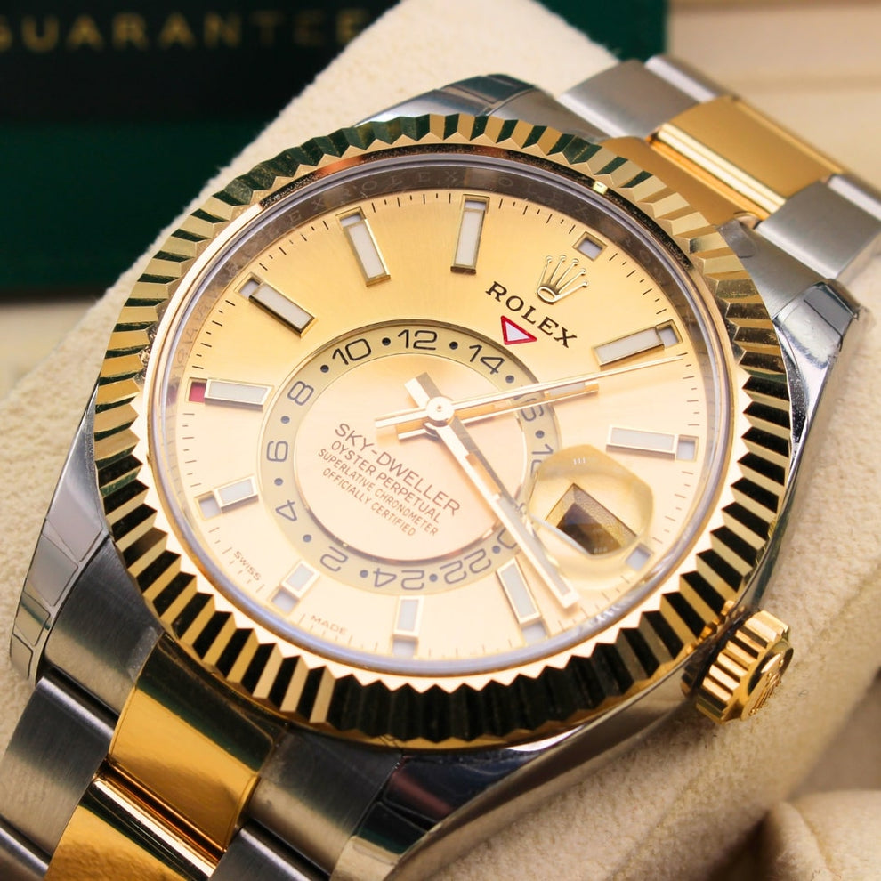 Rolex Sky-dweller Champagne 326933 Oyster Bracelet Champagne Dial Yellow Gold 2022 Unworn Condition 24-hour 42 Mm Mechanical - product image from I...