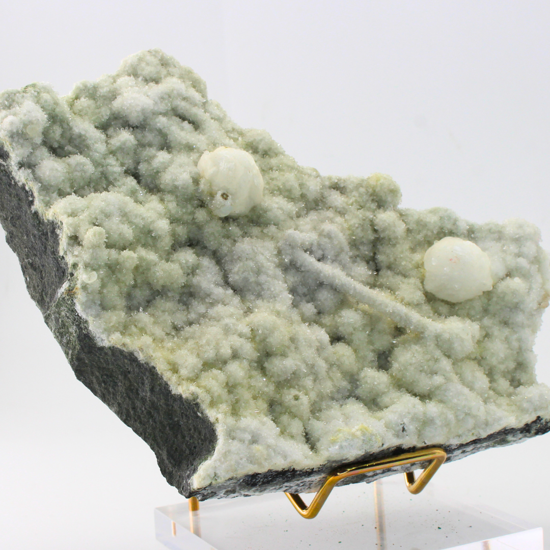 Frosted Chalcedony Naturally Terminated Zambia 826g