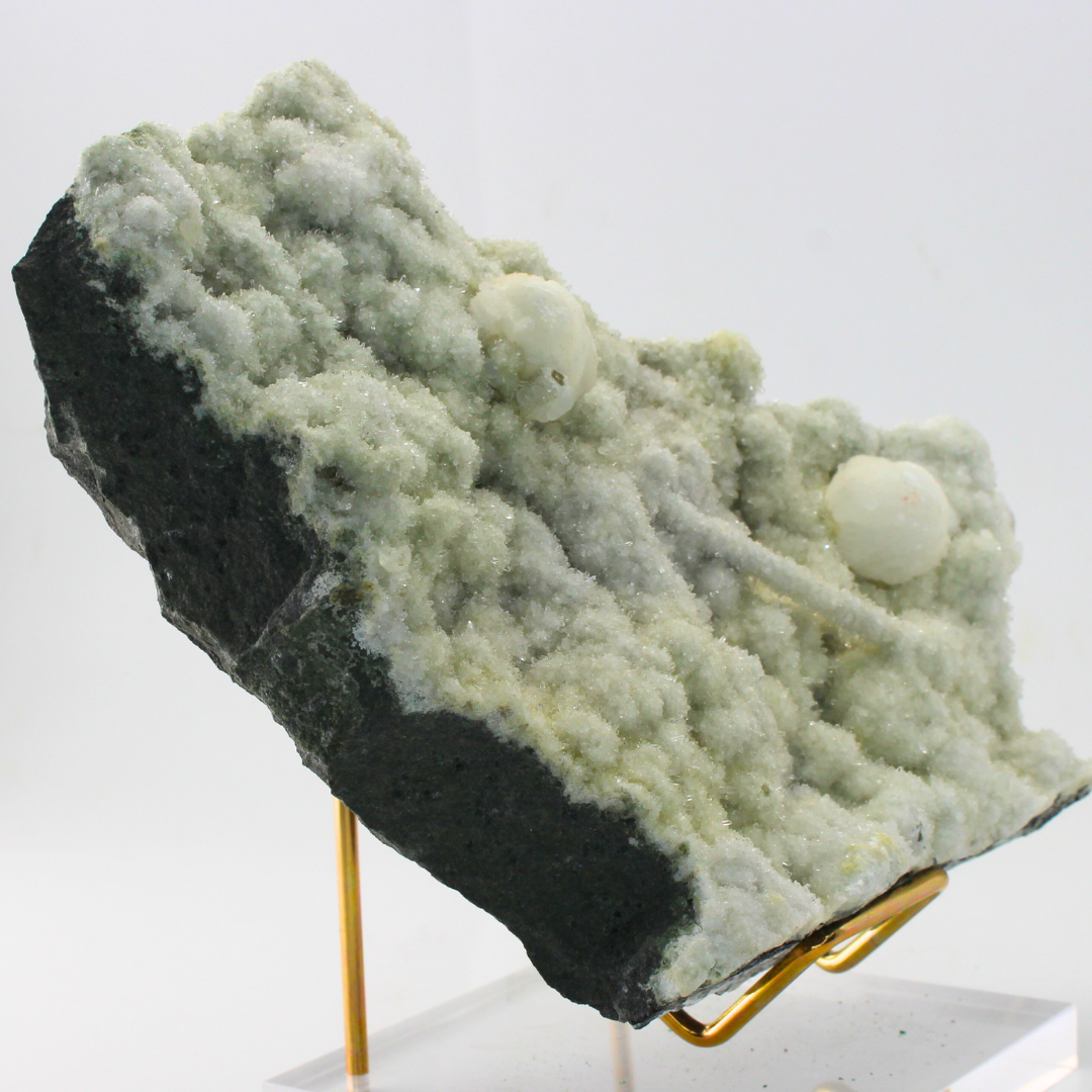 Frosted Chalcedony Naturally Terminated Zambia 826 Natural Mineral Specimen Fine Collectable Cabinet Display Piece Geological Interest