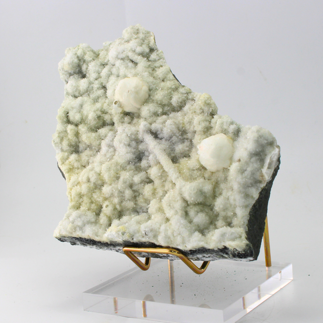 Frosted Chalcedony Naturally Terminated Zambia 826g