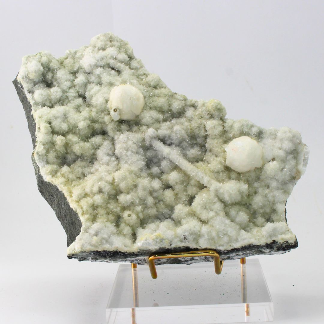 Frosted Chalcedony Naturally Terminated Zambia 826g