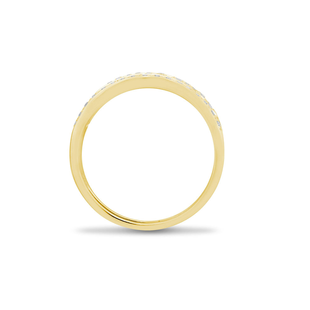 Anello a chiave greca in oro giallo 9ct con diamante naturale 0,50