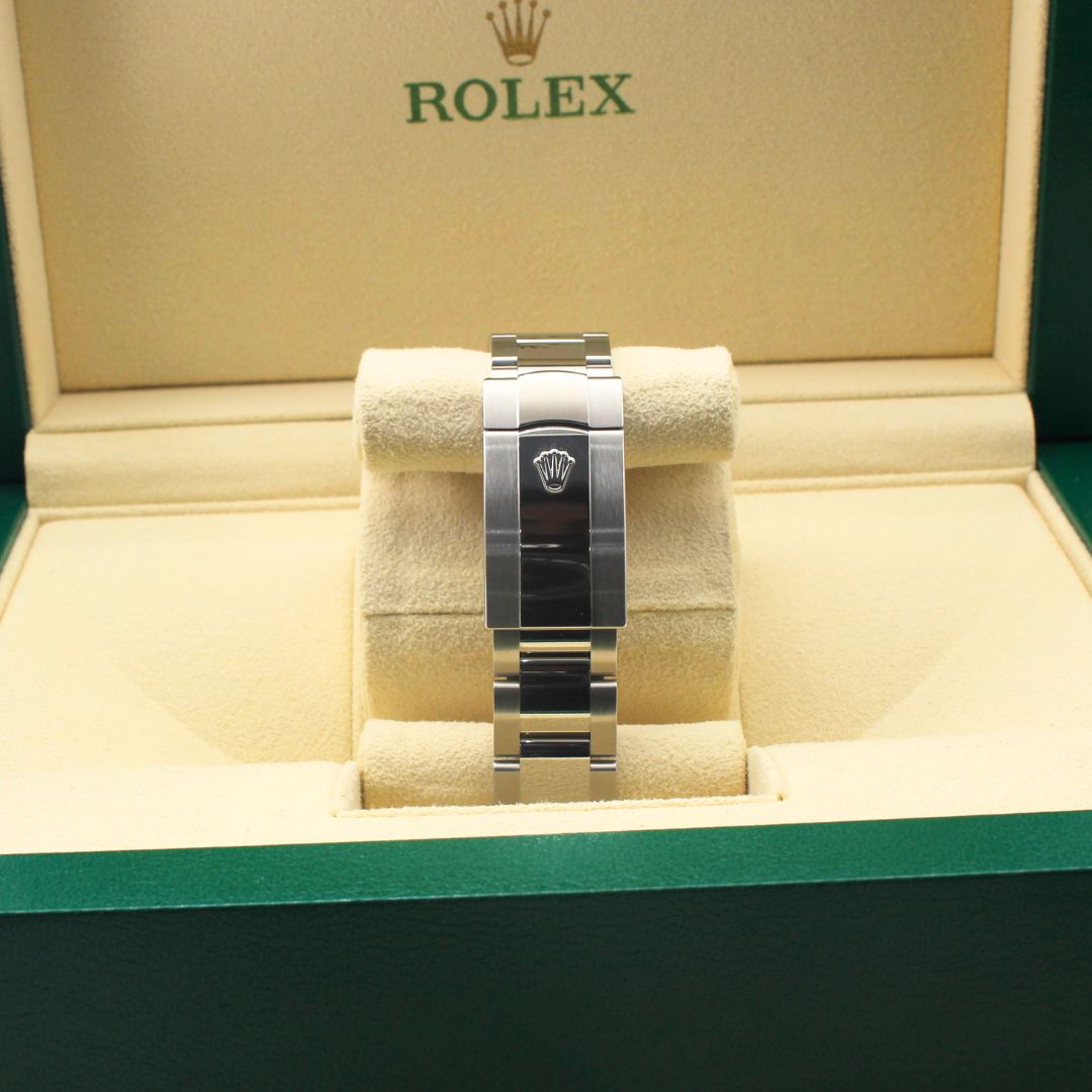 Rolex Milgauss 116400GV Black Dial 2021