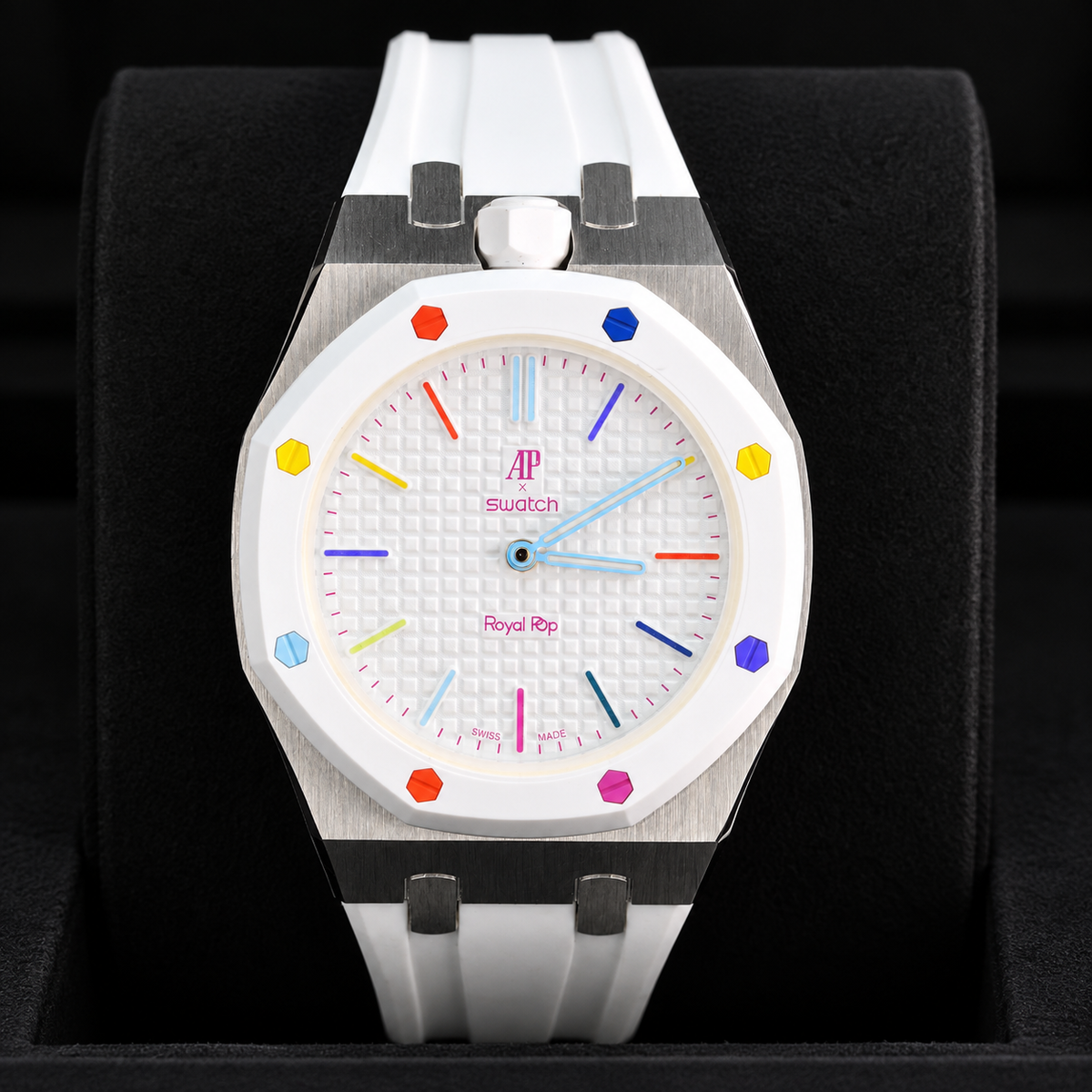 Swatch x Audemars Piguet Royal Pop HUIT BLANC SSX03W100N with metal case and white rubber strap – product view 9