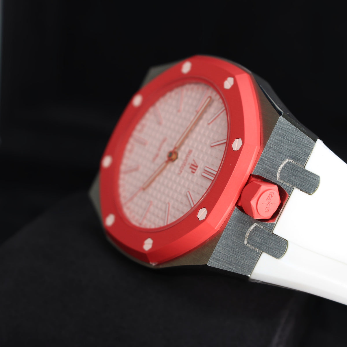 Otto Rosso Royal Pop SSX03R100N cherry-red bezel and pink dial, product image