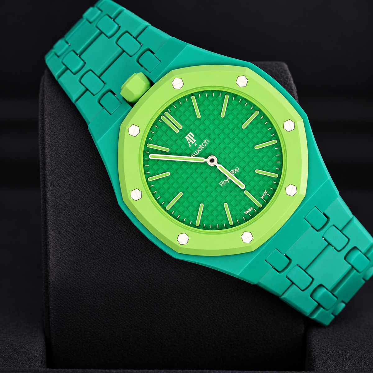 Swatch x Audemars Piguet Royal Pop GREEN EIGHT angled dial close-up with green bracelet and lime-green bezel