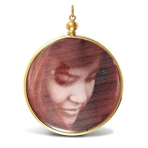 Picture Frame Pendant - Plastic Casing & 9ct Fittings – Imperial Time